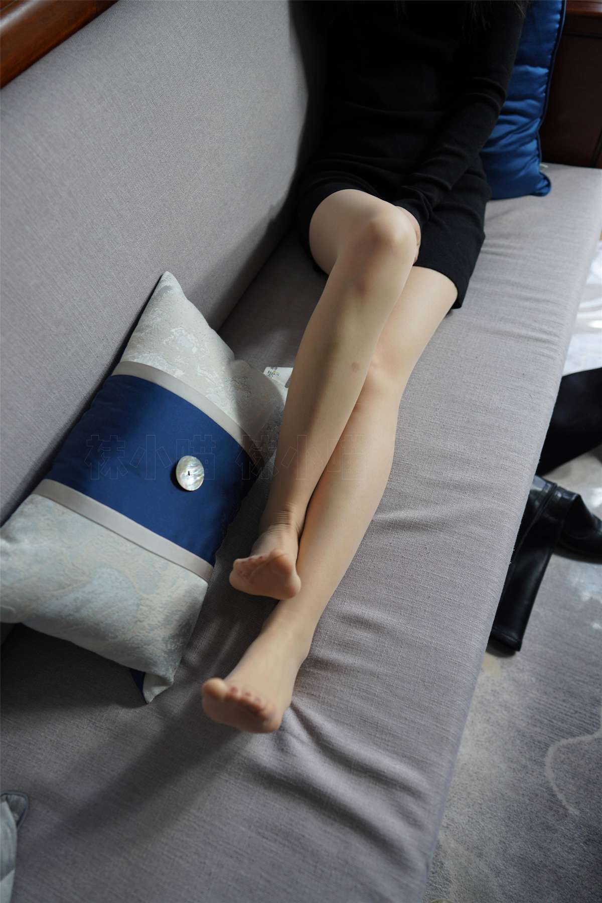图片[61]-[kittyWawa袜小喵] KT264 《黑短裙与靴》[100P]-PicJJ