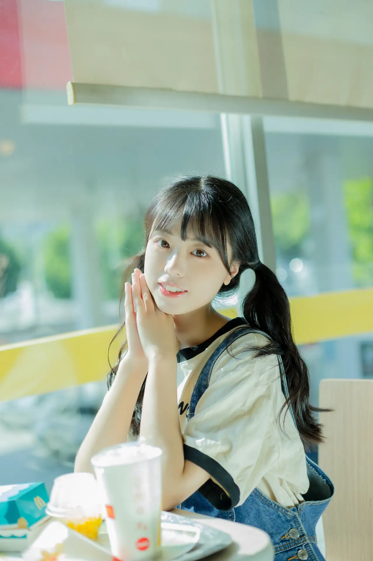 [艺图语] 2022.08.31 Vol.1835-032