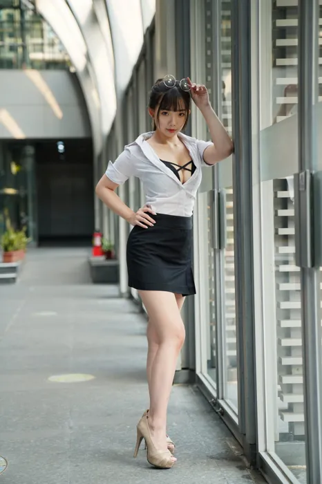 [街拍丝足] NO.078  陈家琳 OL短裙 高跟美腿外拍 #街拍丝足、美足#[100P]-013