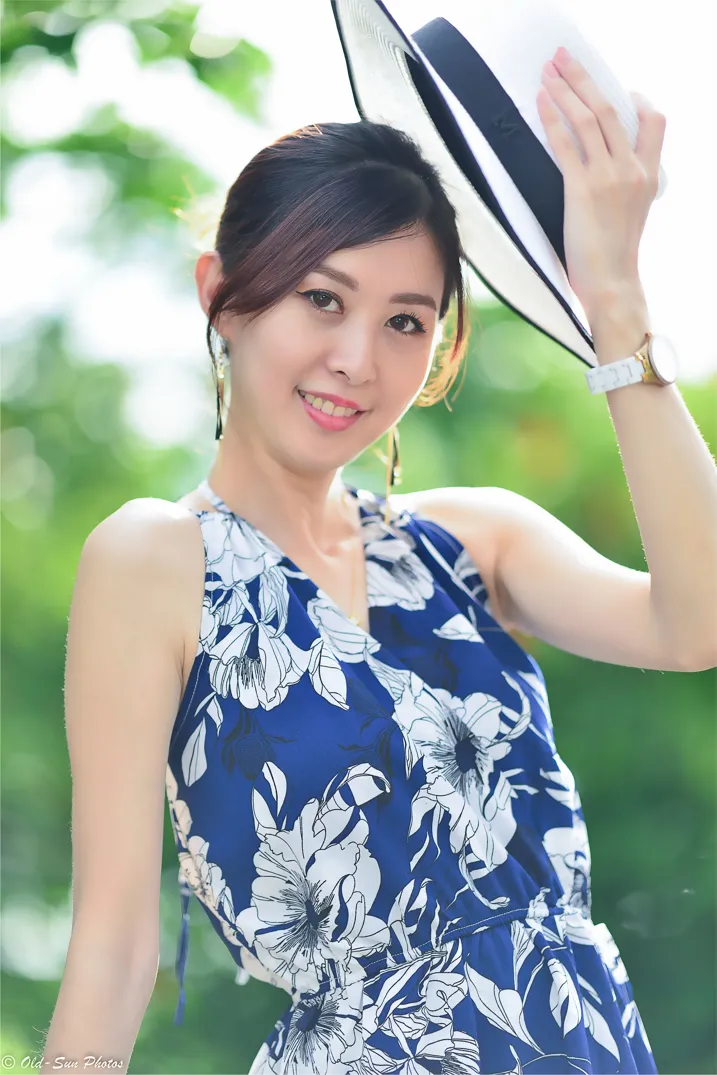[街拍丝足] NO.196 赵婷婷 连衣裙凉高美腿 #街拍丝足、美足#[122P]-056