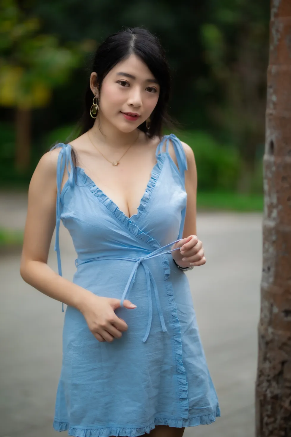 [街拍丝足] NO.170 湘芹 吊带连衣裙高跟美腿 #街拍丝足、美足#[48P]-033