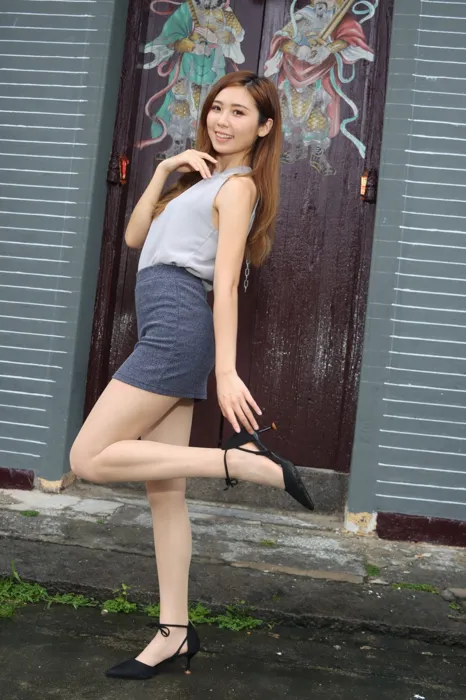 [街拍丝足] NO.093 長腿美模 Shuk Man 短裙 高跟美腿外拍 #街拍丝足、美足#[101P]-028
