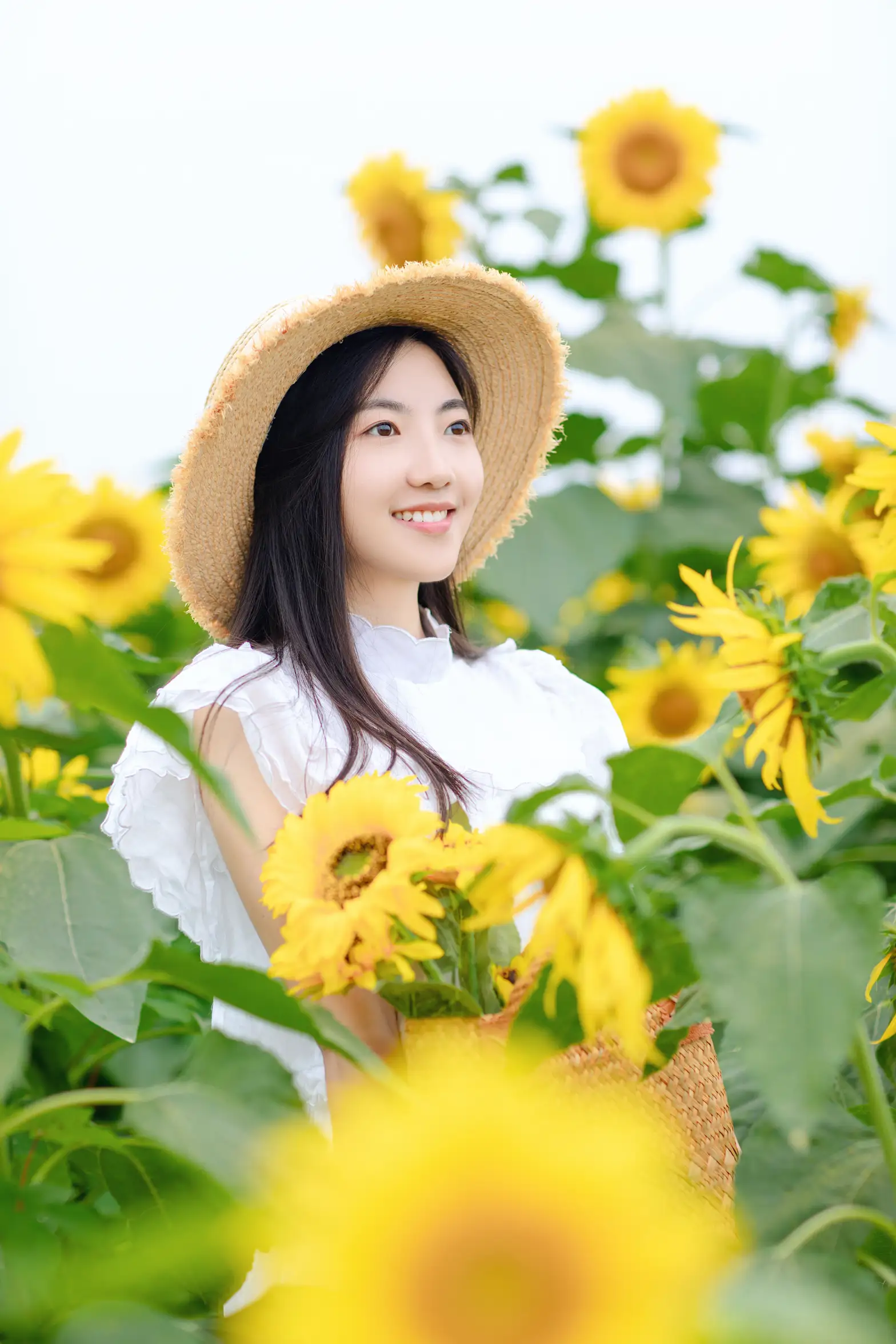 [艺图语] 2022.08.22 Vol.1766-015