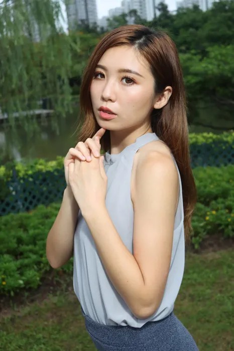 [街拍丝足] NO.093 長腿美模 Shuk Man 短裙 高跟美腿外拍 #街拍丝足、美足#[101P]-065