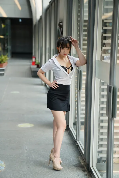 [街拍丝足] NO.078  陈家琳 OL短裙 高跟美腿外拍 #街拍丝足、美足#[100P]-012