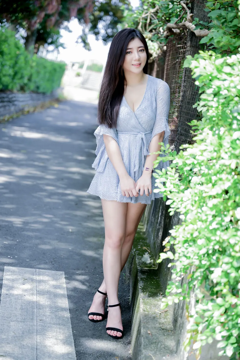 [街拍丝足] NO.211 乐乐 连衣裙凉高美腿 #街拍丝足、美足#[71P]-052