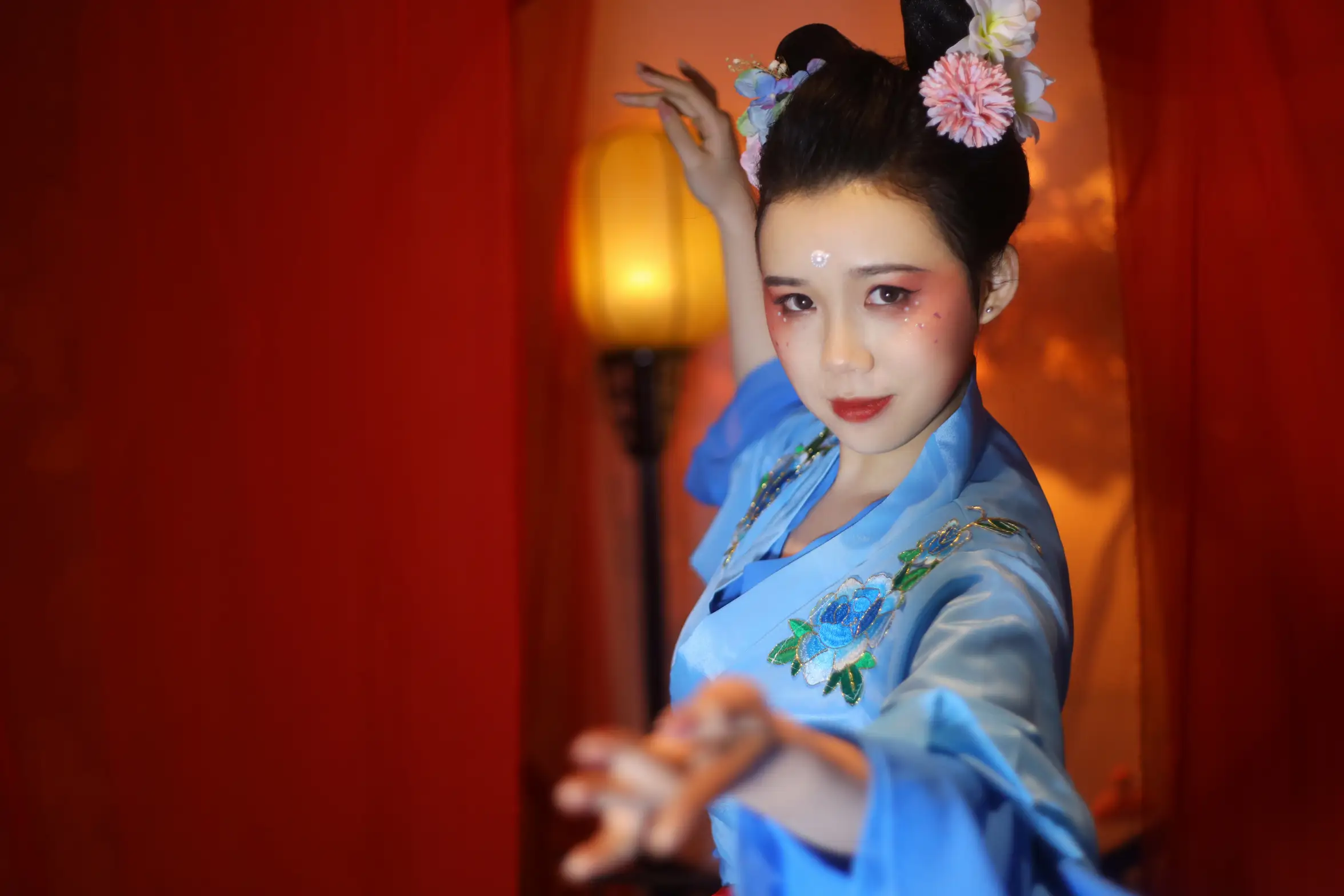 [艺图语] 2022.08.30 Vol.1824-011