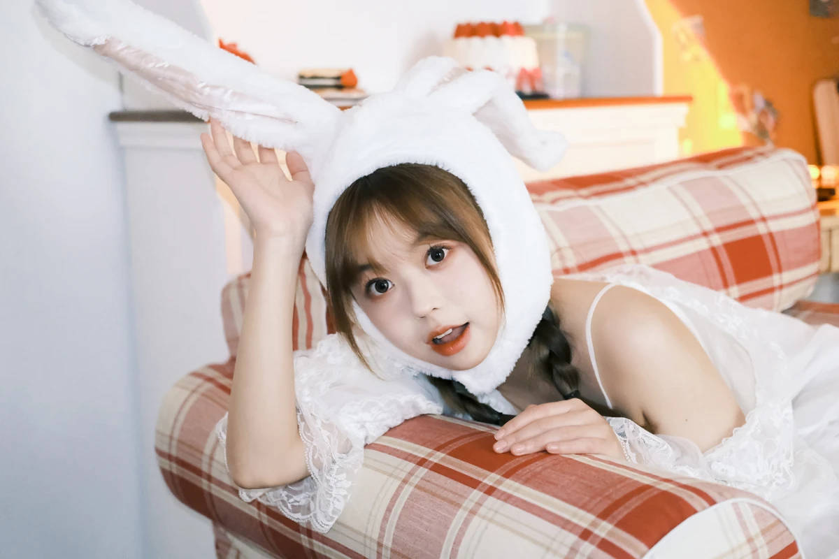 [艺图语]2023.02.10 Vol.3014 兔兔入侵计划#哈吉麻花#[25P]-003