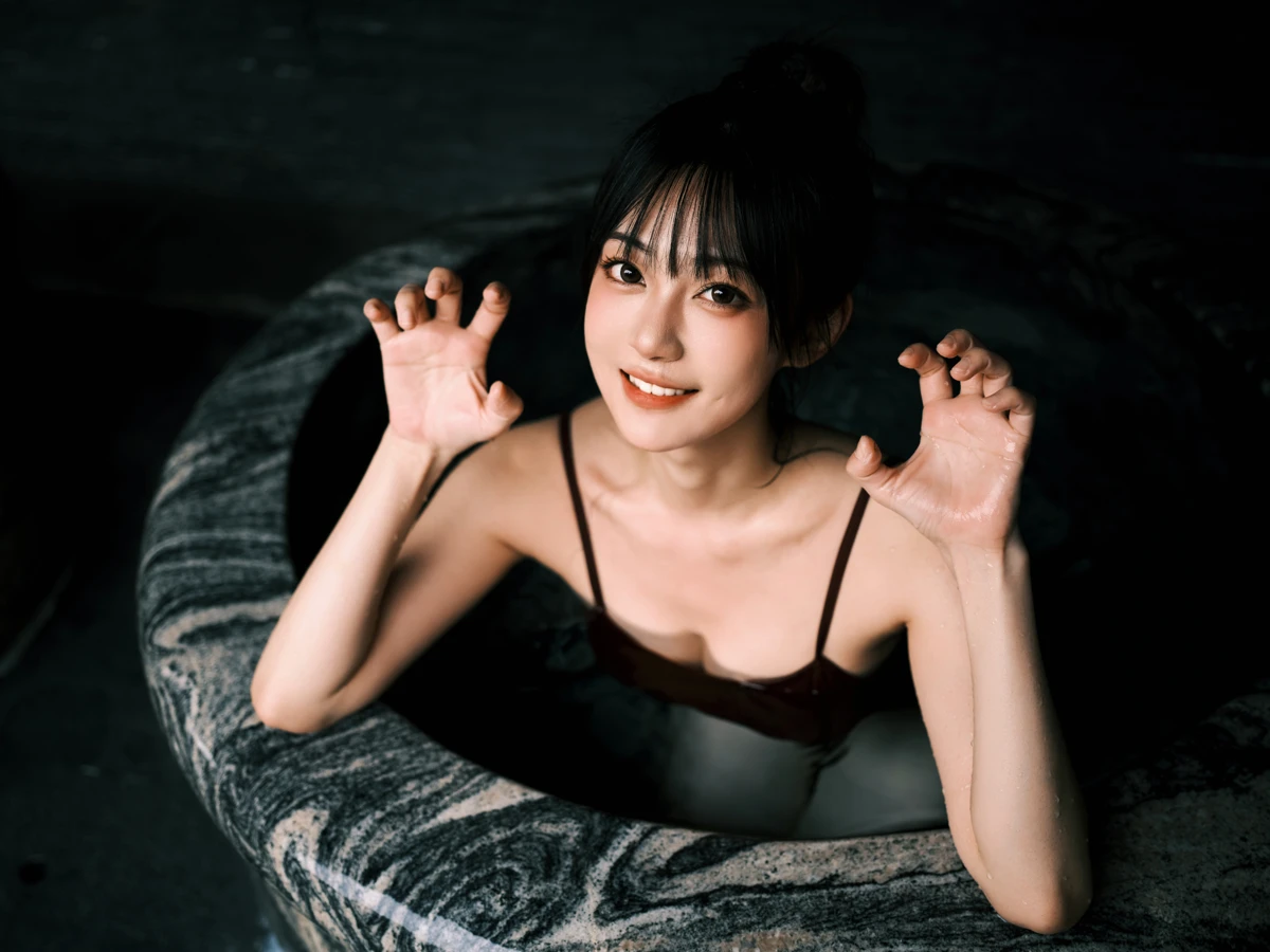 [艺图语]2023.03.09 Vol.3036 温泉红#飞鸟咕咕-#[43P]-032