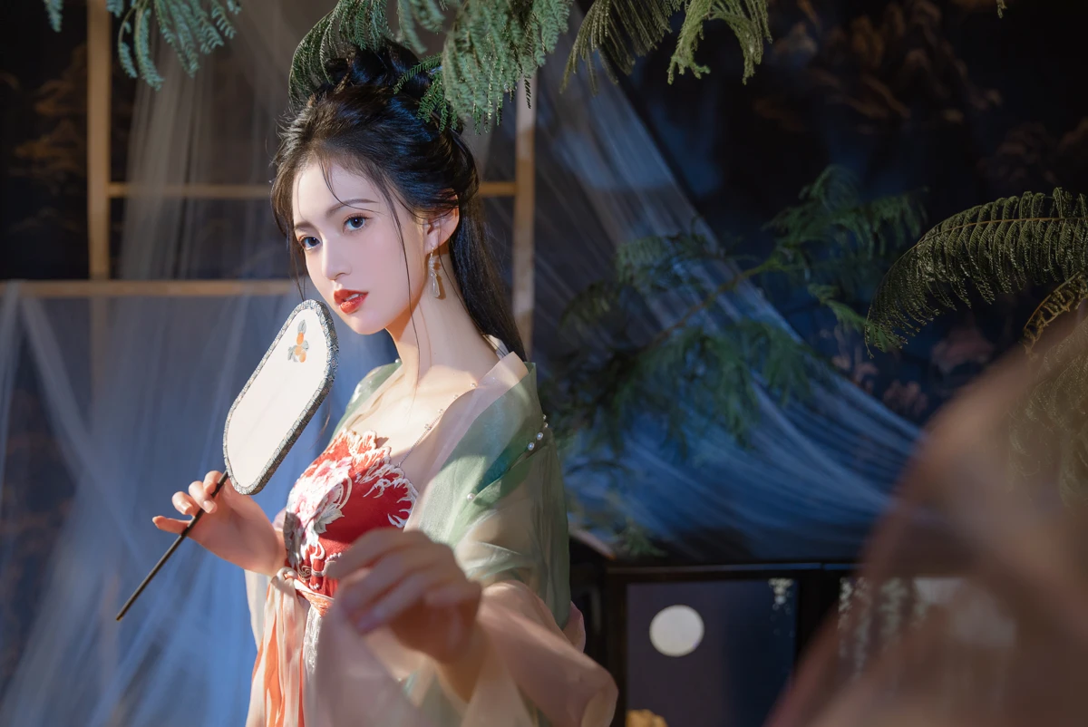 [艺图语]2023.03.09 Vol.3035 庭芜绿#胖琦#[30P]-017