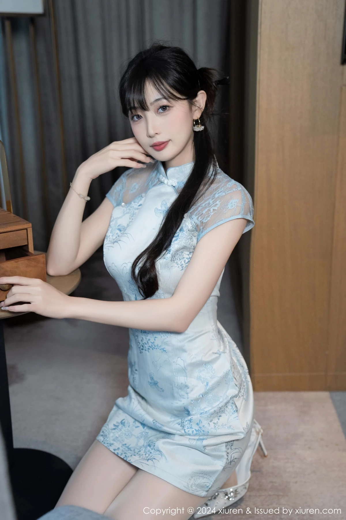 [秀人网] 2024.11.22 No.9487 林星阑、秀人旗下#[82P]-002