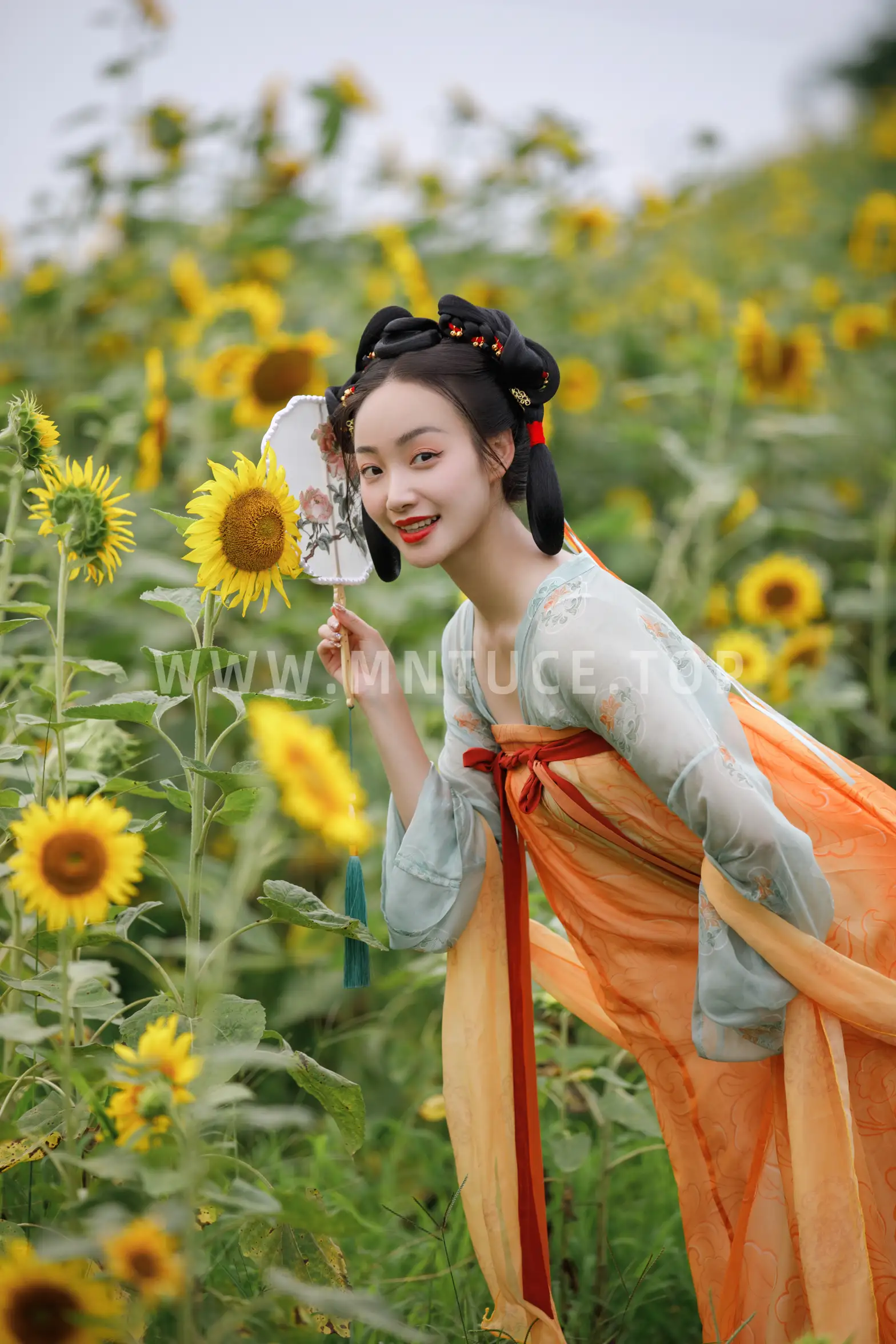 [艺图语] 2022.07.26 Vol.1543-018