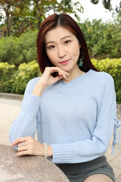 [街拍丝足] NO.011 Rita Li 性感造型外拍 #街拍丝足、美足#[75P]-014