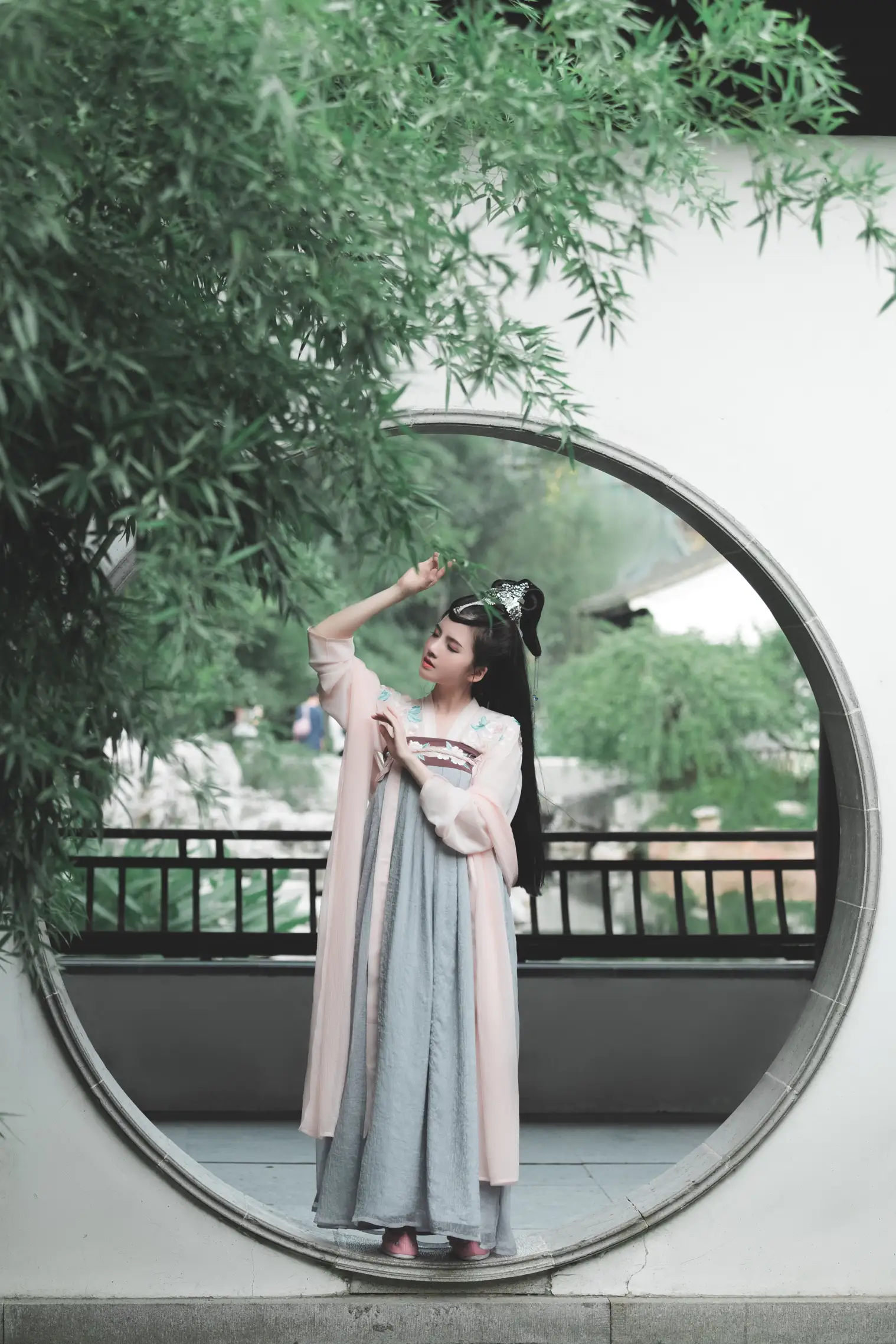 [艺图语] 2022.06.10 Vol.1142-012