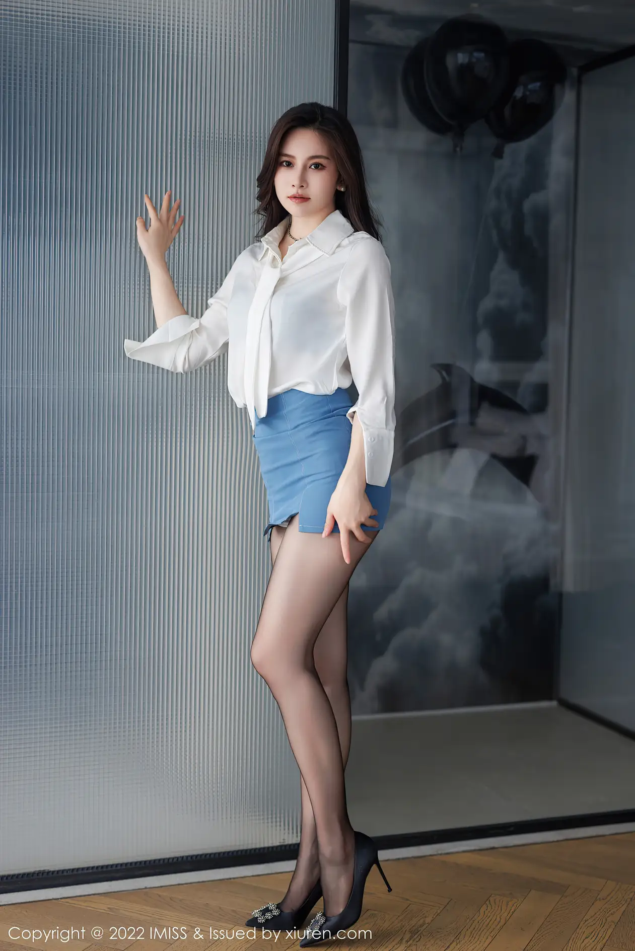 [爱蜜社] 2022.09.19 VOL.700-003