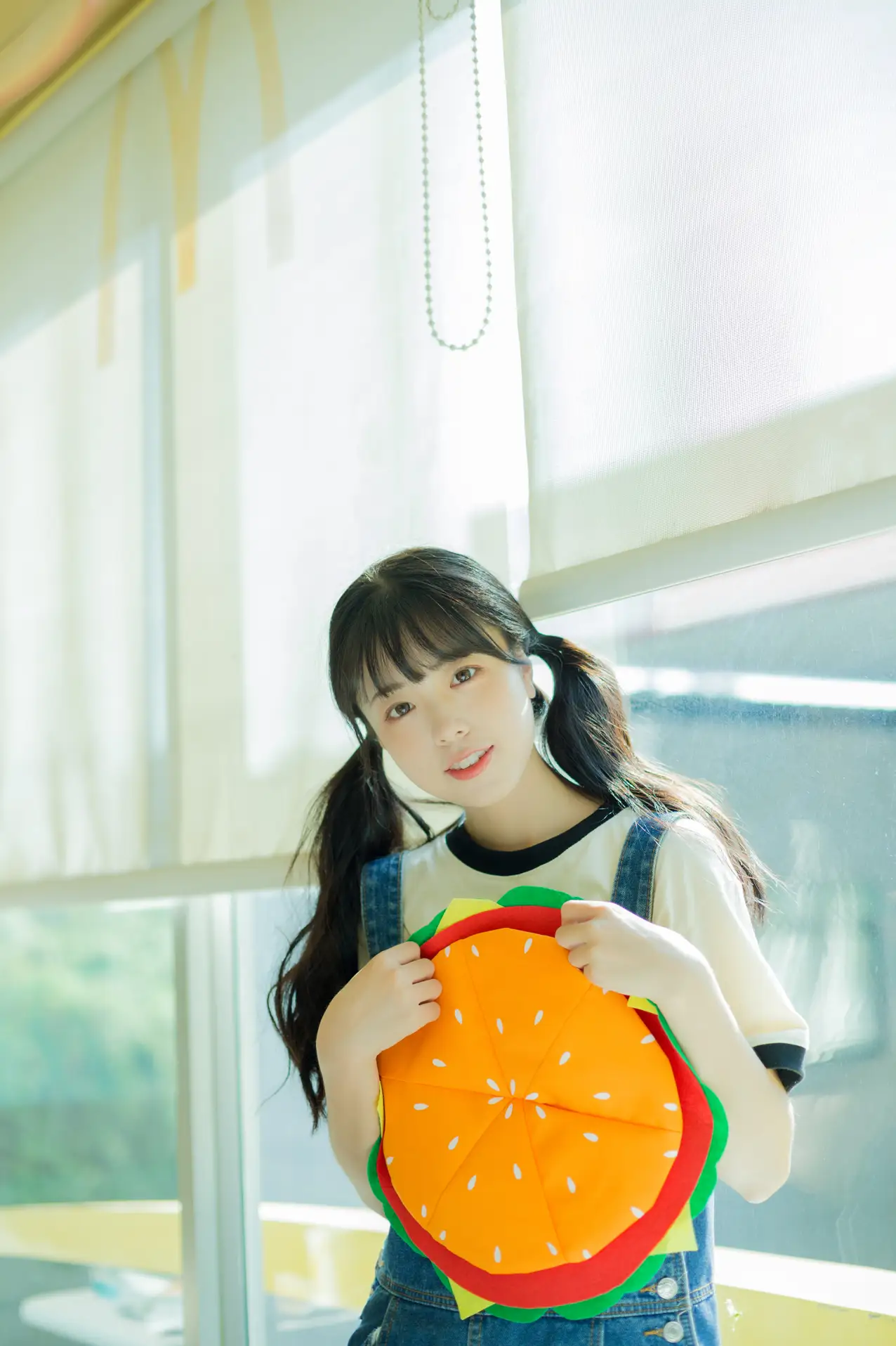 [艺图语] 2022.08.31 Vol.1835-005