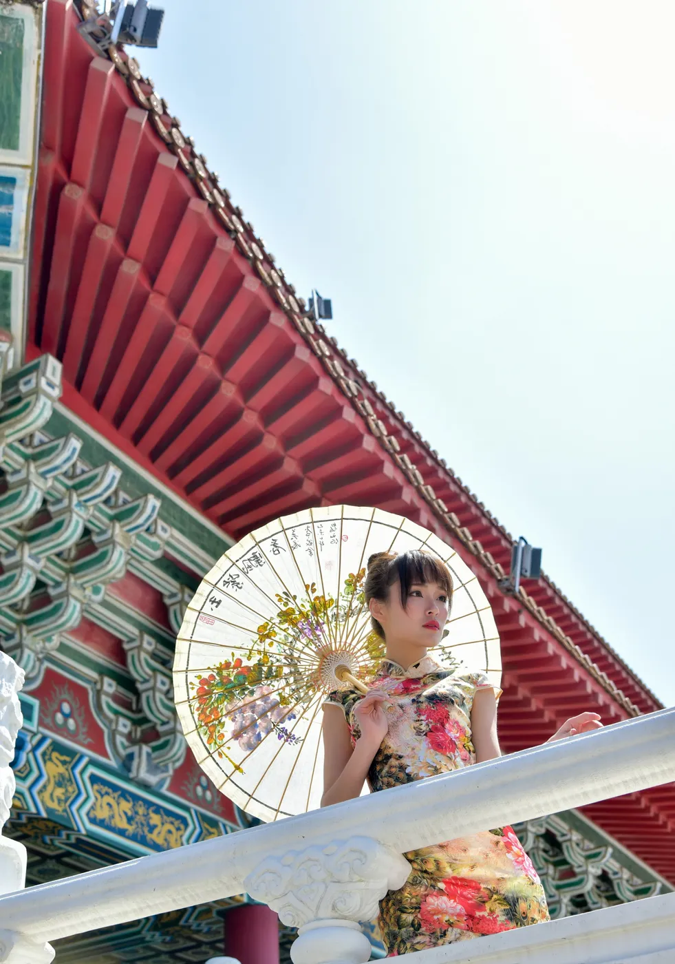 [街拍丝足] NO.189 繆婉瑜 碎花短旗袍高跟美腿#街拍丝足、美足#[68P]-009