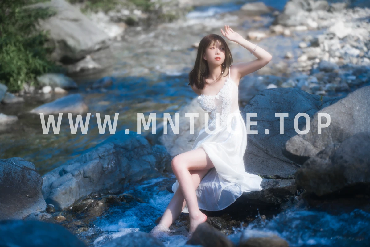 [艺图语]2023.03.10 Vol.3041 静花照水#清青琴玖#[37P]-020