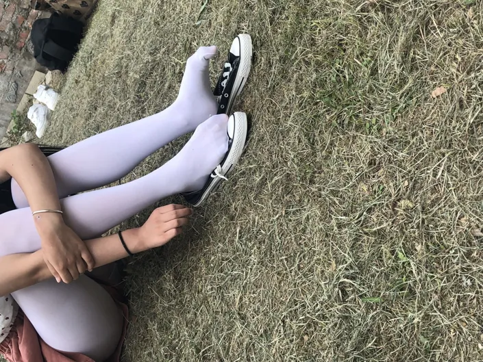 [街拍丝足] NO.007 操场散拍合集 #街拍丝足、美足#[91P]-062