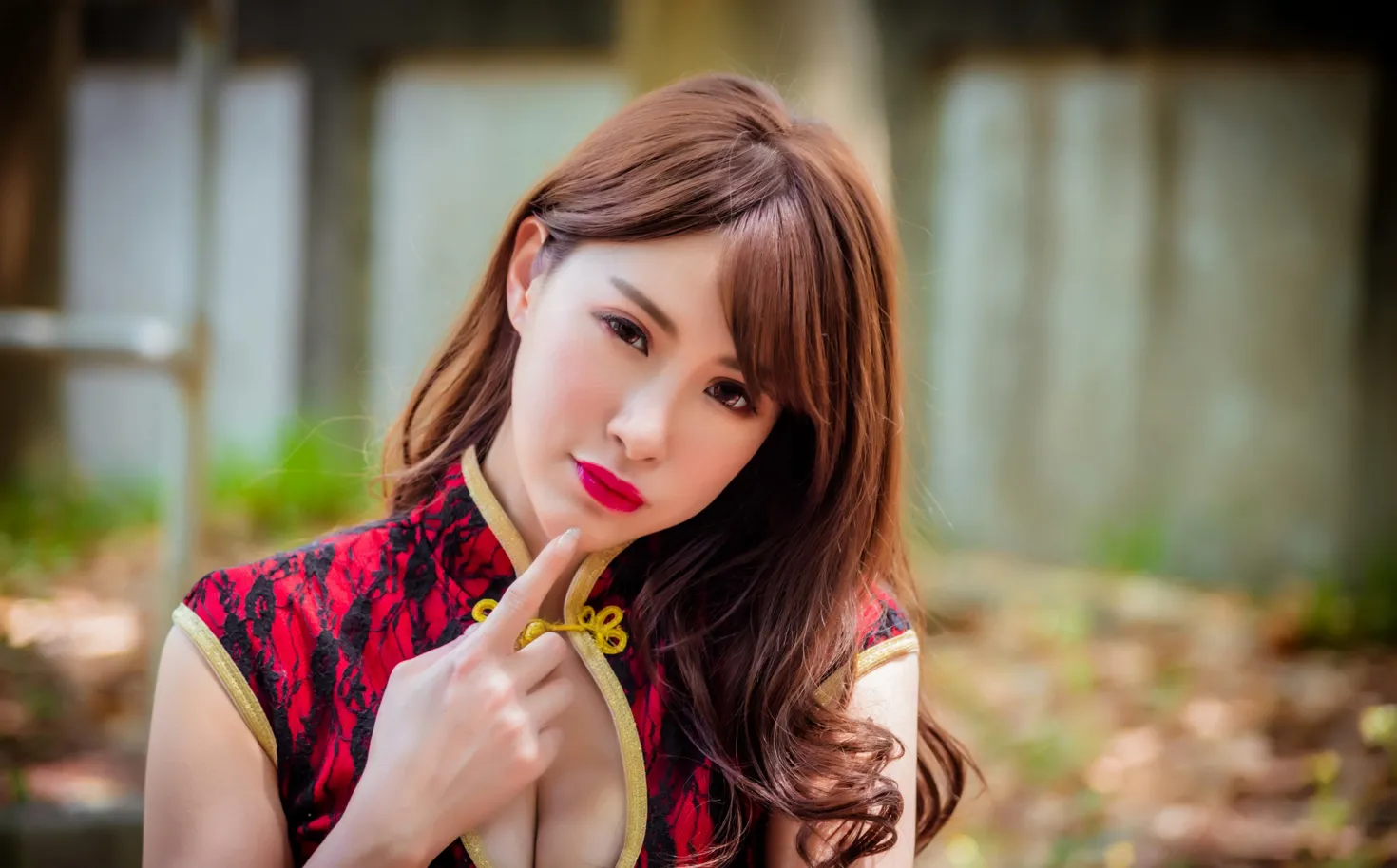 [街拍丝足] NO.177 邬育锜 红花短旗袍高跟美腿 #街拍丝足、美足#[108P]-102