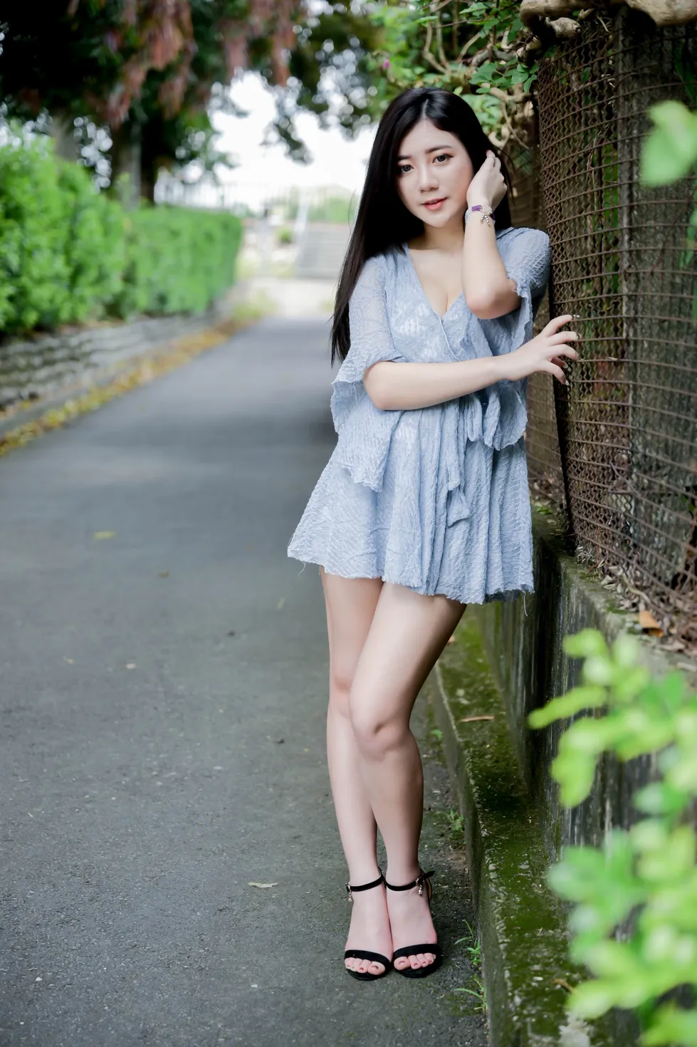 [街拍丝足] NO.211 乐乐 连衣裙凉高美腿 #街拍丝足、美足#[71P]-070