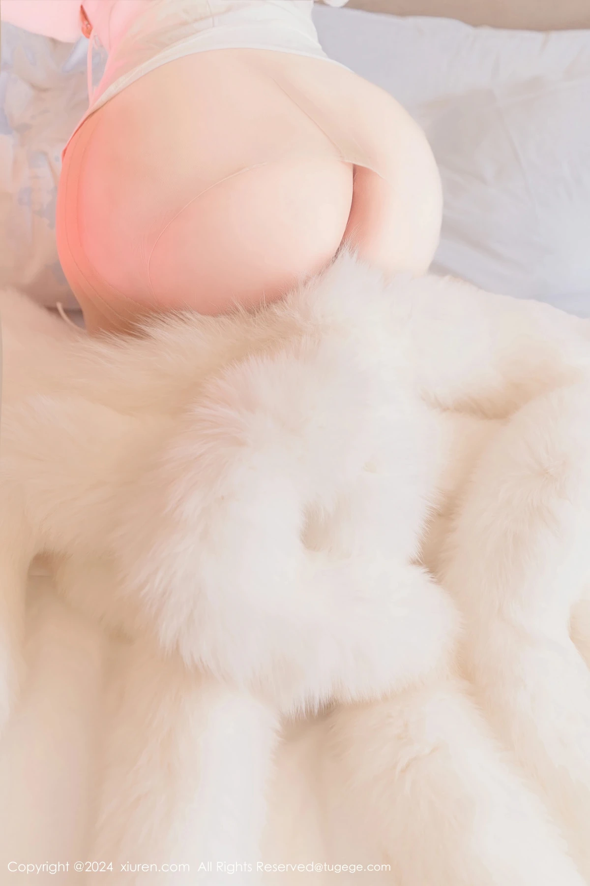[秀人网] 2024.10.15 No.9286 伊丽莎有点白、秀人旗下#[94P]-014