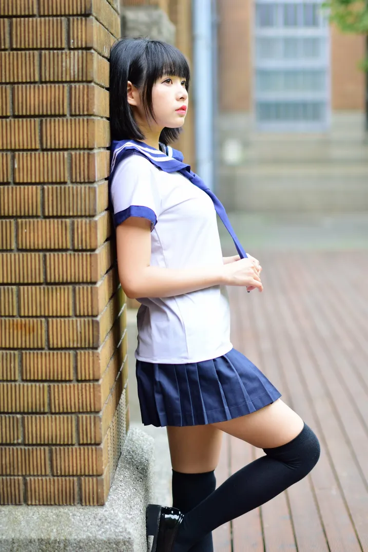 [街拍丝足] NO.171 海琳 学生制服 #街拍丝足、美足#[73P]-063
