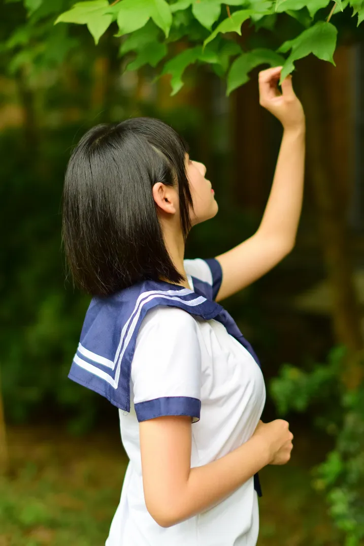 [街拍丝足] NO.171 海琳 学生制服 #街拍丝足、美足#[73P]-042