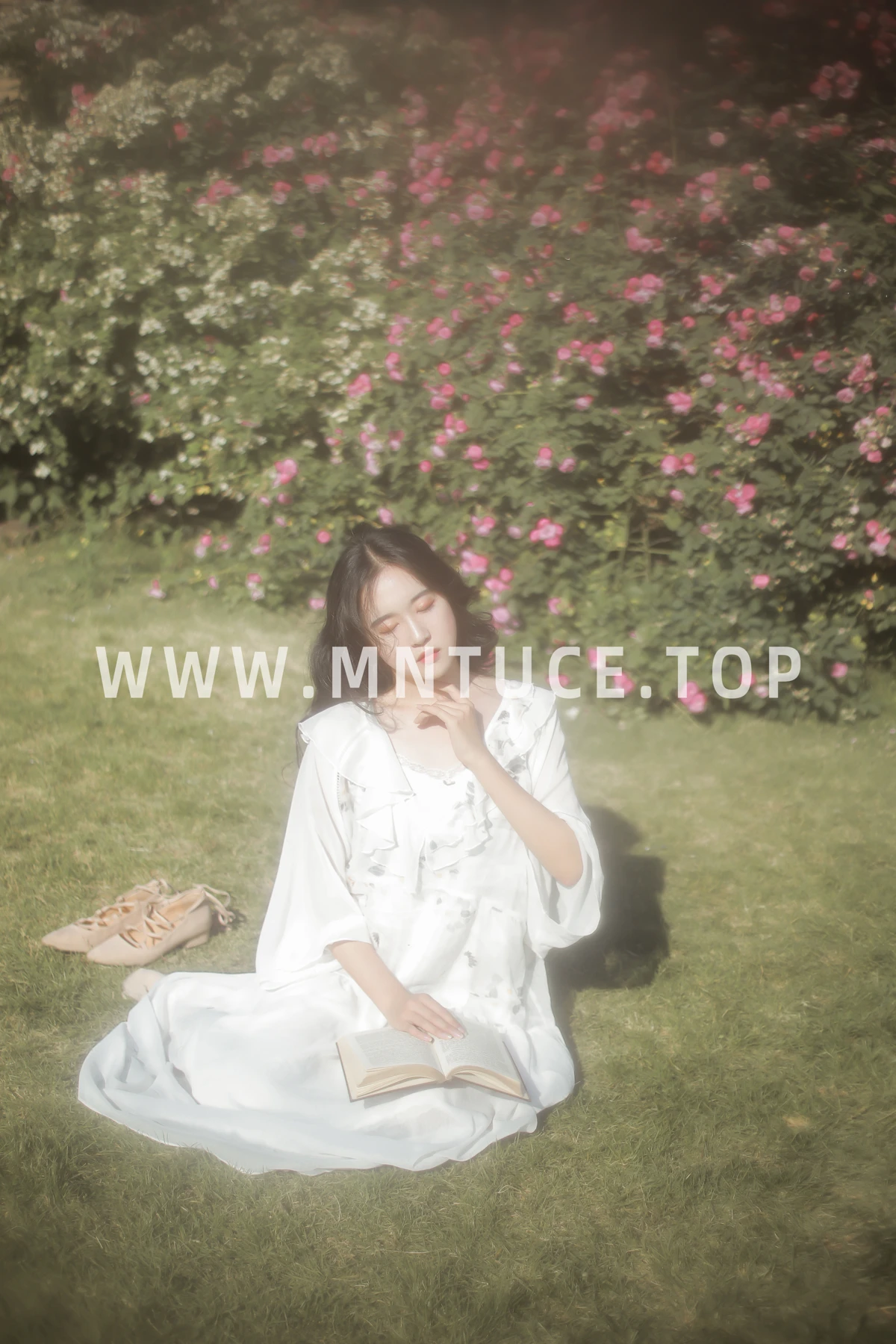 [艺图语]2023.03.10 Vol.3038 白日梦境#知岫#[28P]-010