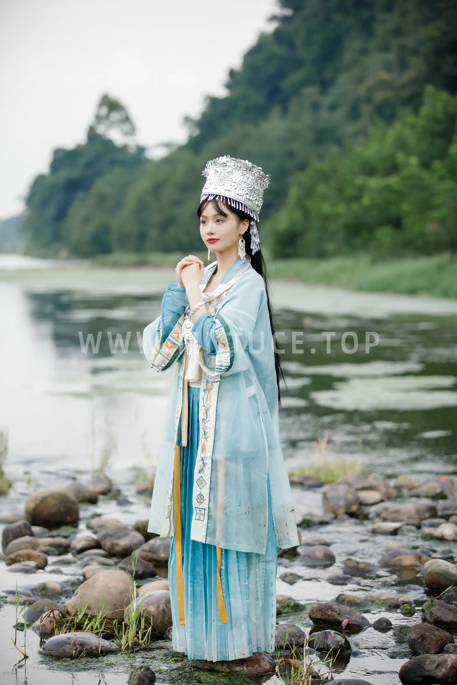 [艺图语] 2022.09.09 Vol.1906-018