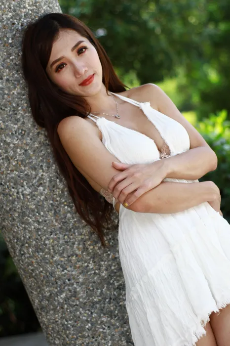 [街拍丝足] NO.039 Go Go 白色小禮服 高跟美腿外拍 #街拍丝足、美足#[118P]-057