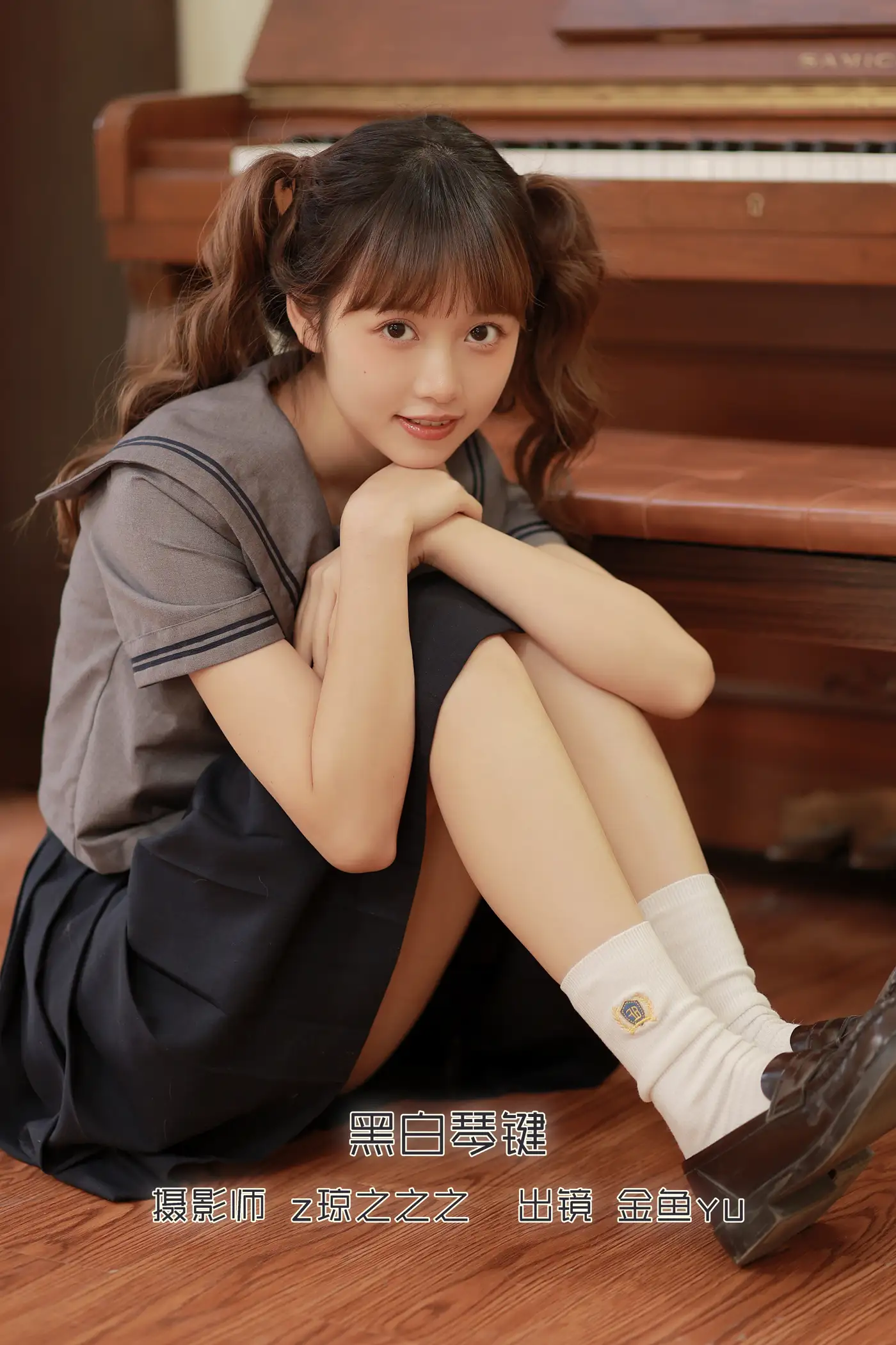 [艺图语] 2022.09.11 Vol.1923 – 黑白琴键 -金鱼yu[22P]-PicJJ