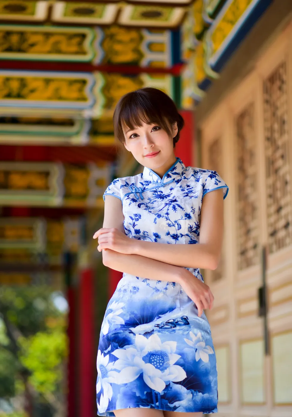 [街拍丝足] NO.189 繆婉瑜 碎花短旗袍高跟美腿#街拍丝足、美足#[68P]-058