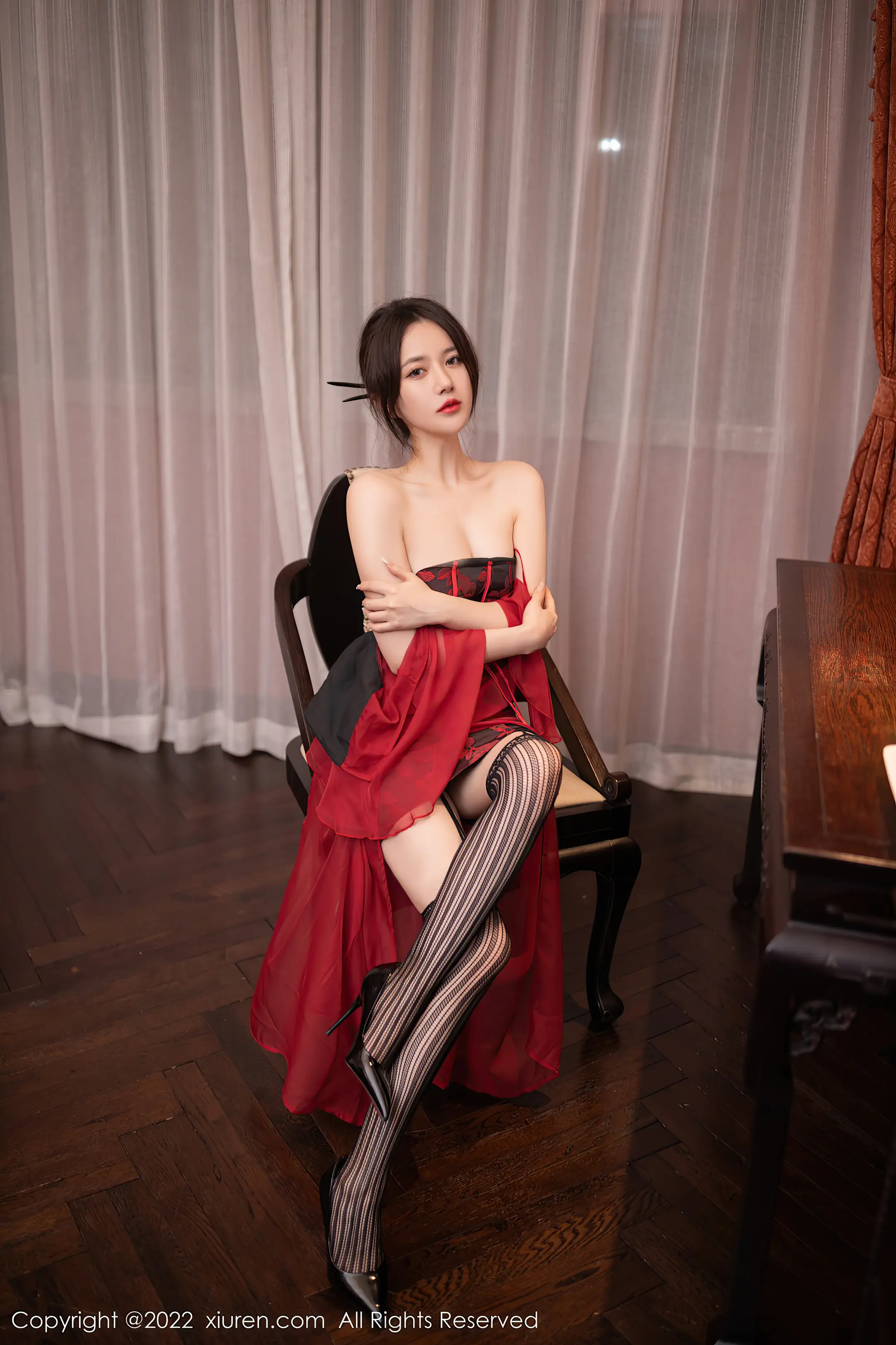 [Xiuren秀人网] 2022.10.21 NO.5747-037