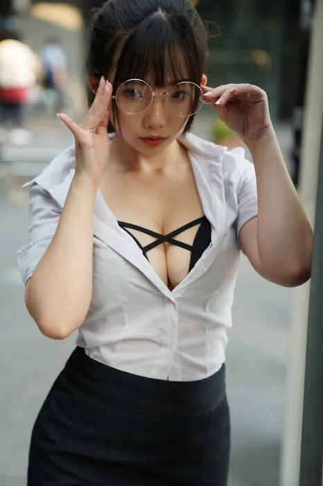 [街拍丝足] NO.078  陈家琳 OL短裙 高跟美腿外拍 #街拍丝足、美足#[100P]-073