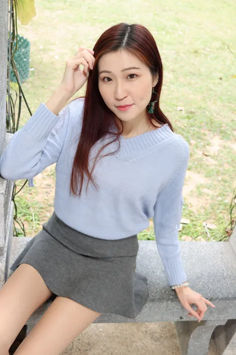 [街拍丝足] NO.011 Rita Li 性感造型外拍 #街拍丝足、美足#[75P]-004