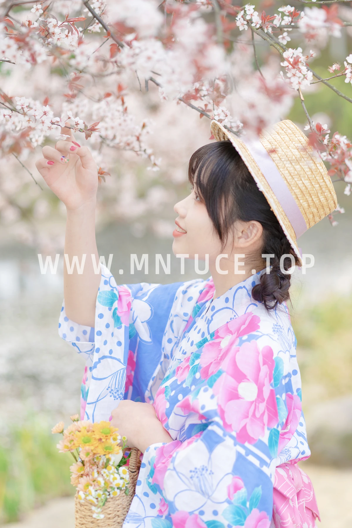 [艺图语]2023.02.08 Vol.2995 春日花和服#泉泉#[31P]-021