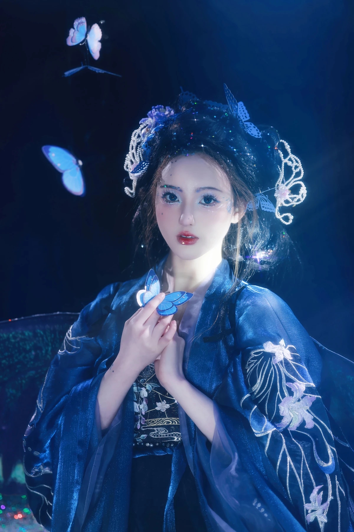 [艺图语]2023.01.13 Vol.2908 万蝶振翅#天晴后的樱花花#[23P]-014