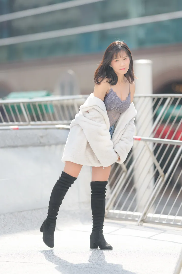 [街拍丝足] NO.215 YoYo 牛仔短裤长靴 #街拍丝足、美足#[109P]-002