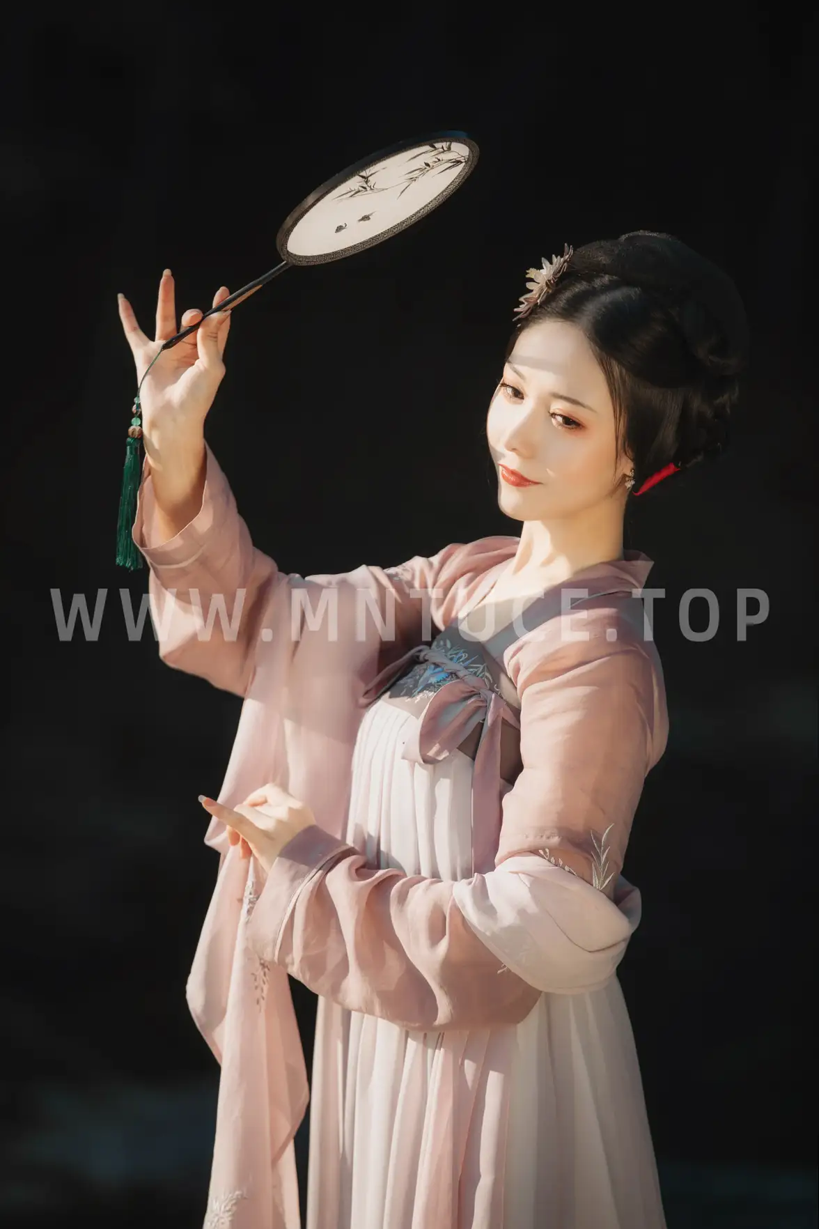 [艺图语] 2021.10.26 Vol.393-019