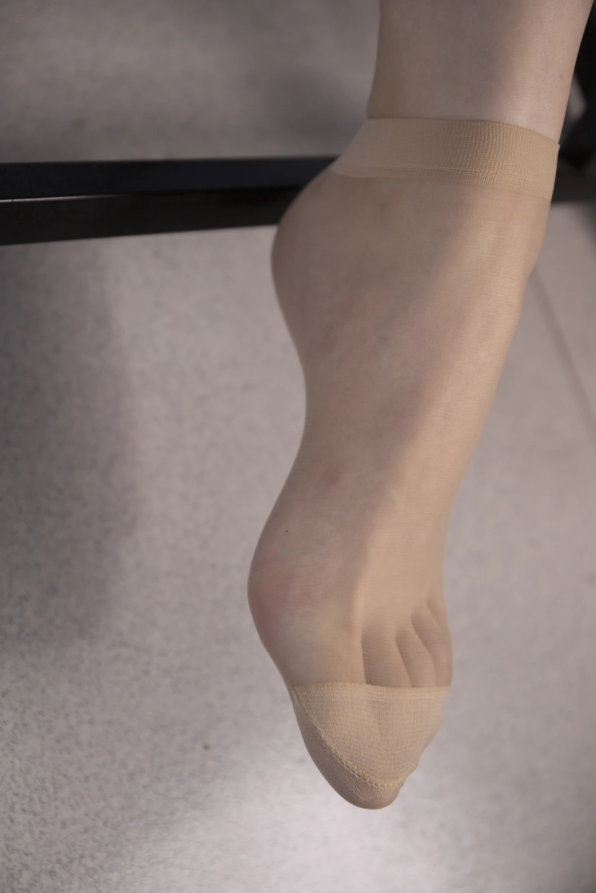 [南国足艺] NO.033 美女小韵办公室秀肉丝美脚，大脚丫真好看#南国足艺#[107P]-101