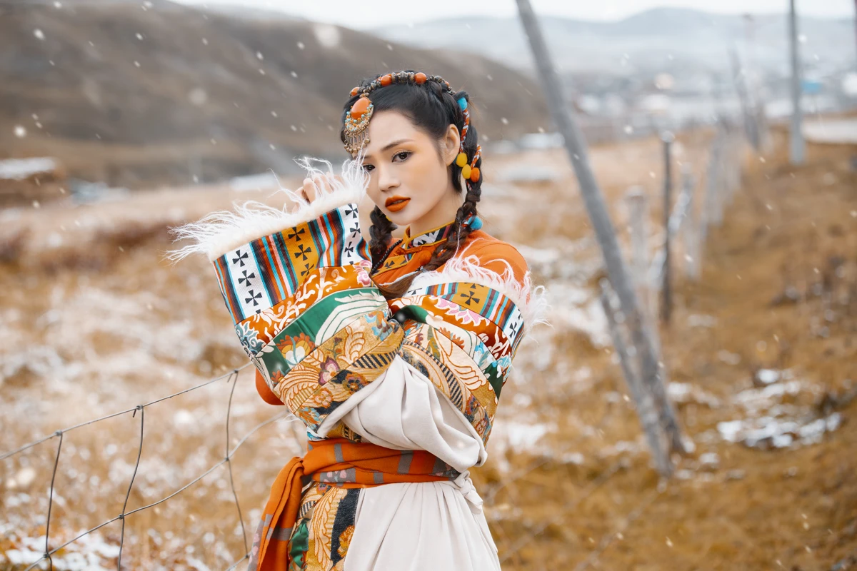 [艺图语]2023.02.08 Vol.3000 下雪天#谢阿玲#[26P]-019