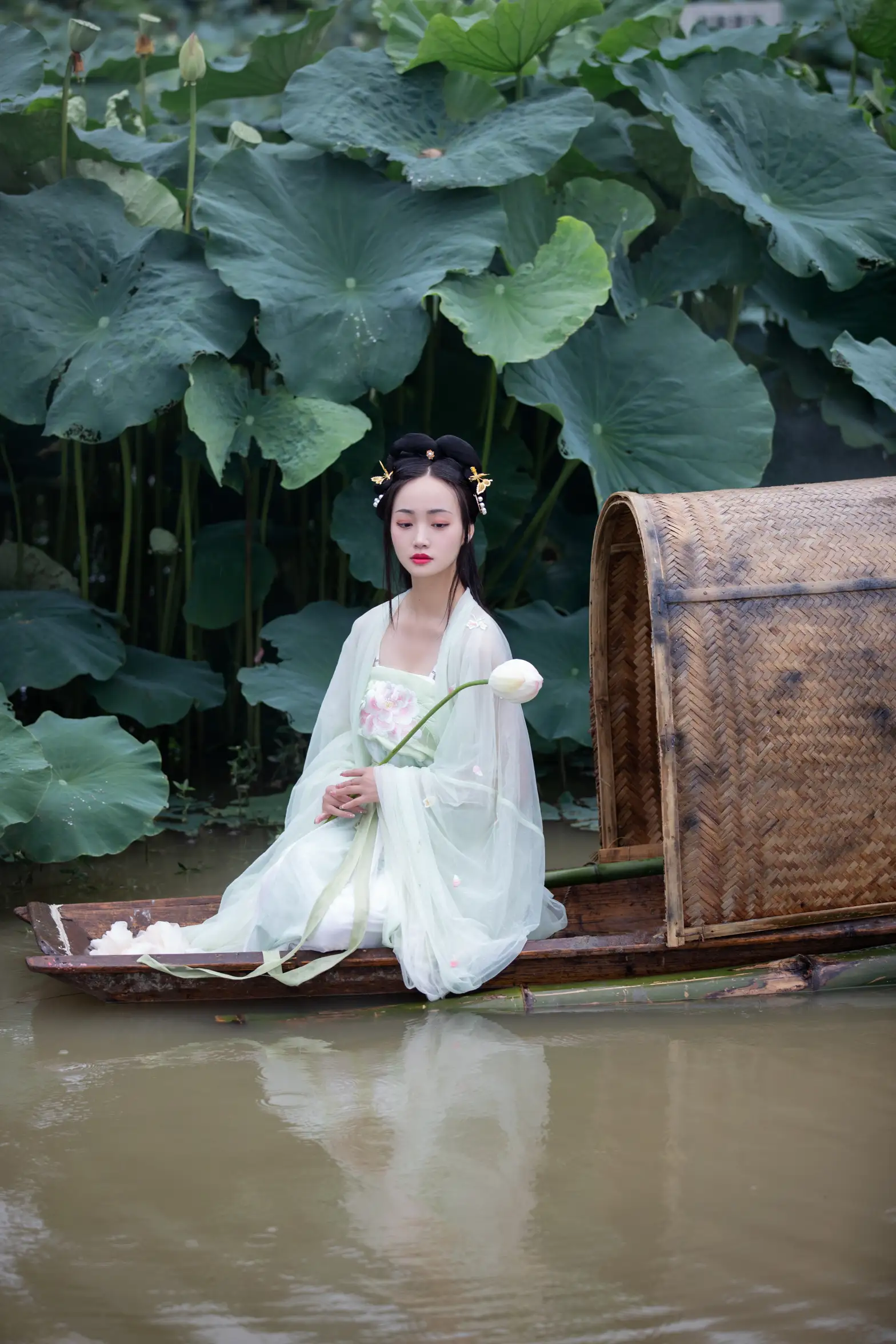 [艺图语] 2022.08.01 Vol.1598-013