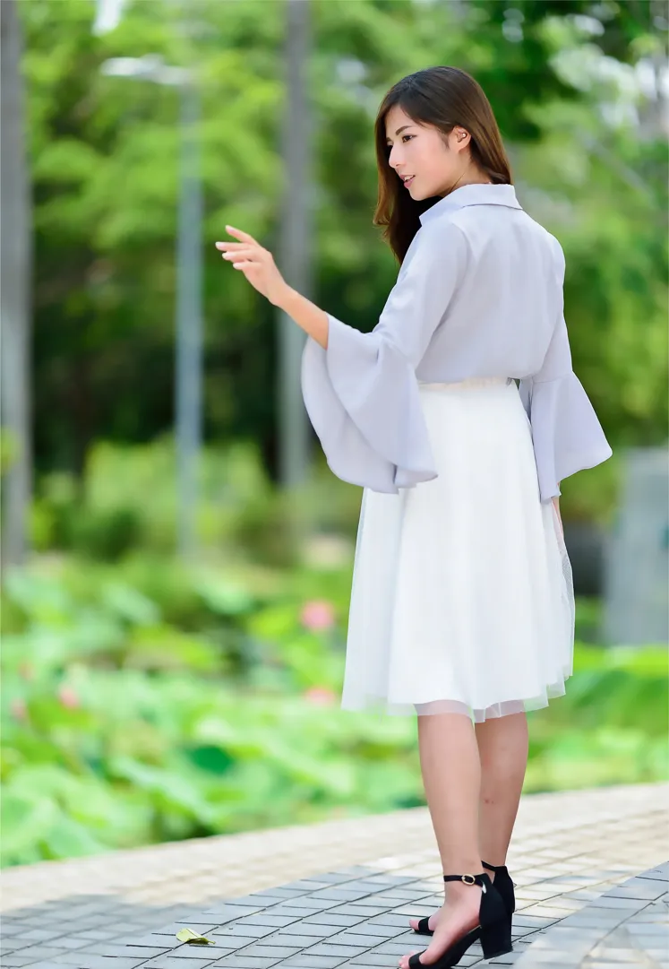 [街拍丝足] NO.145 方唯真 飘逸长裙涼高美腿 #街拍丝足、美足#[184P]-002