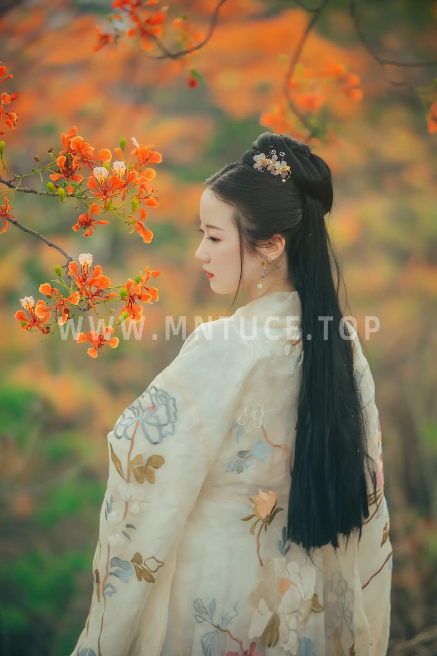 [艺图语] 2022.05.28 Vol.1010-014
