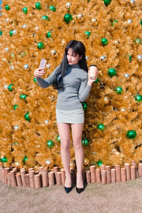 [街拍丝足] NO.084 休闲书屋里的短裙肉丝美女萌宝儿 #街拍丝足、美足#[79P]-057