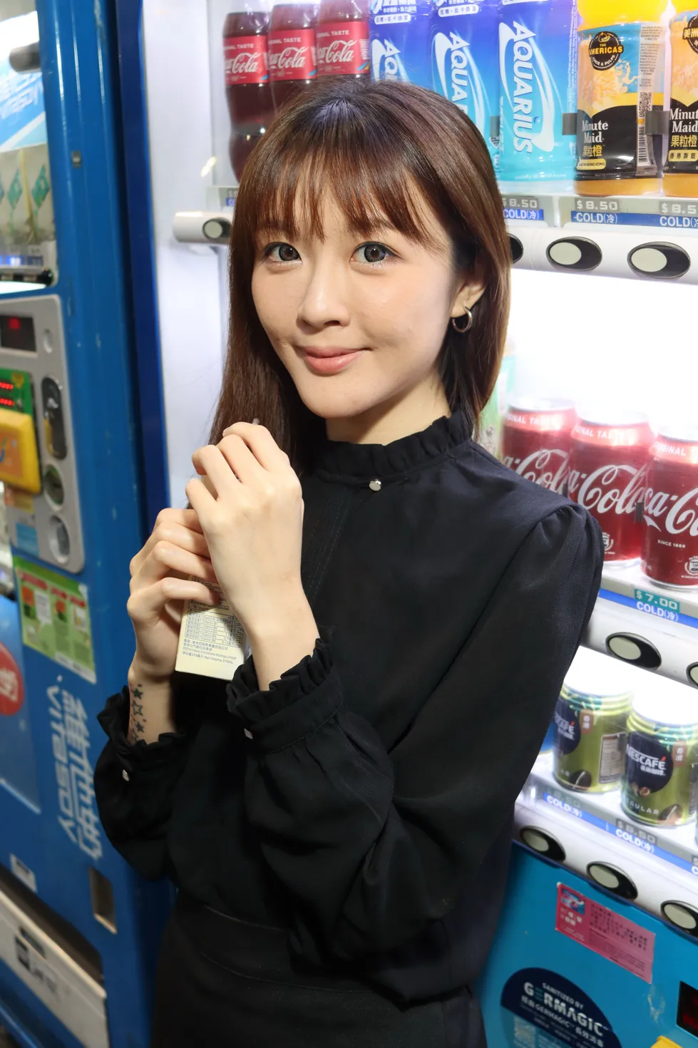 [街拍丝足] NO.161 Kiki 短裙丝袜美腿 #街拍丝足、美足#[95P]-090