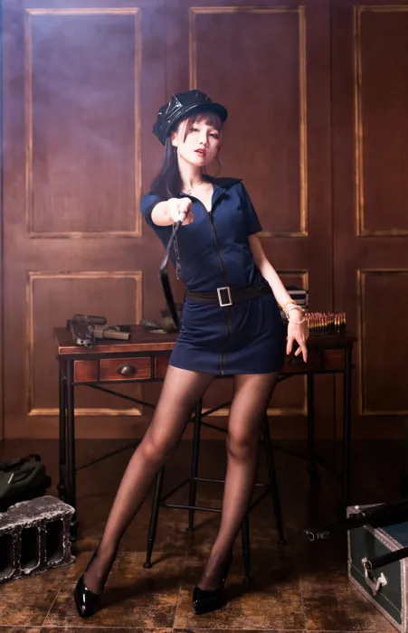 [街拍丝足] NO.116 乔乔儿 黑丝制服 #街拍丝足、美足#[52P]-003