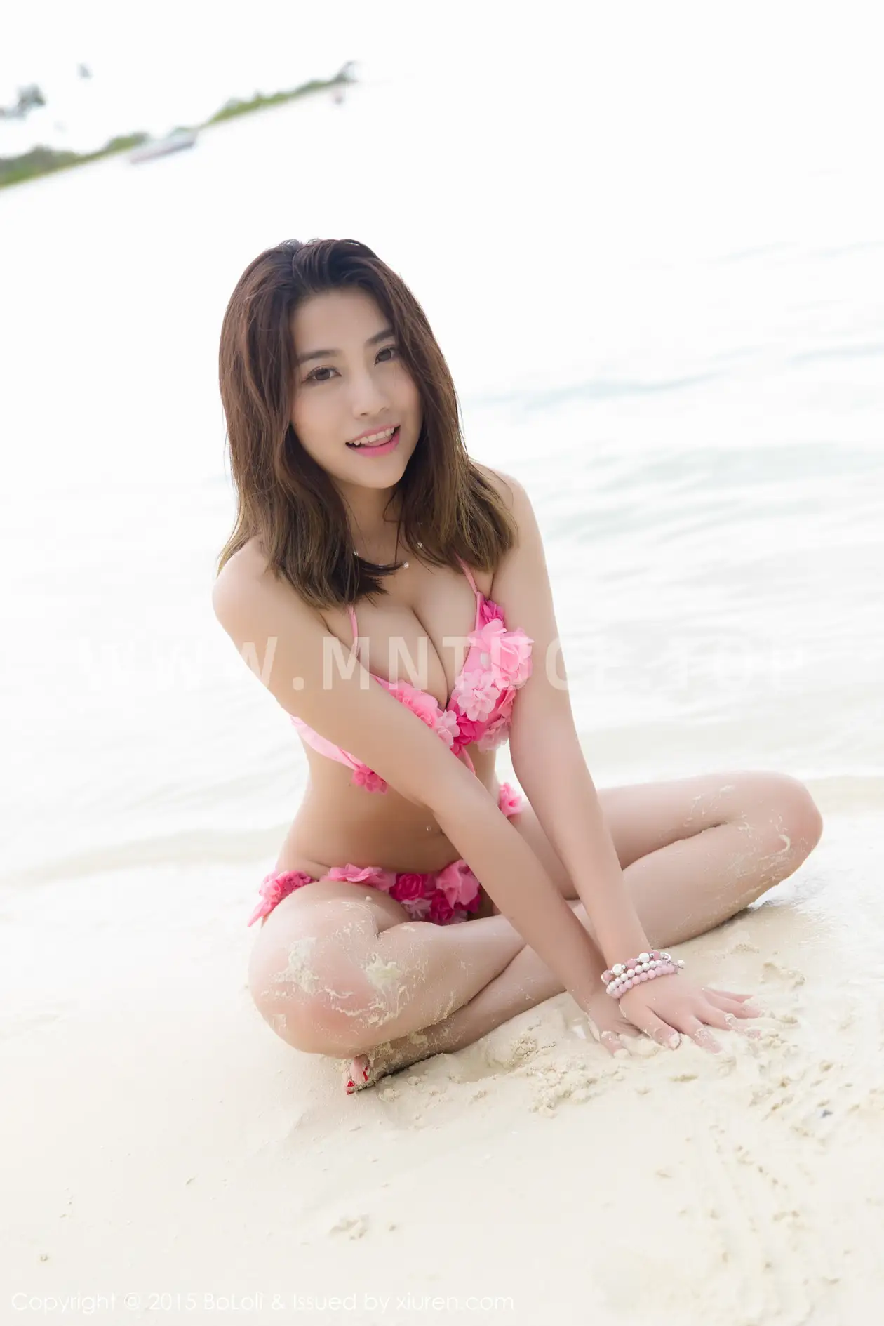 [波萝社] 2015.08.25 Vol.053-032