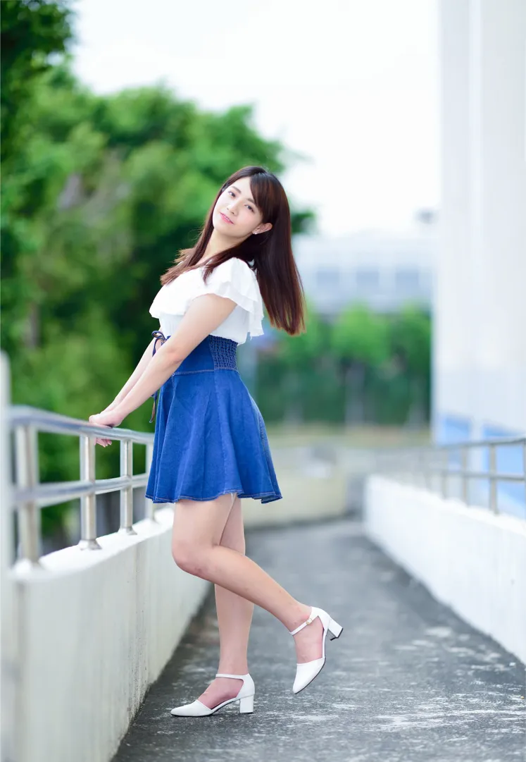 [街拍丝足] NO.168 姍姍 牛仔短裙涼高美腿 #街拍丝足、美足#[35P]-023